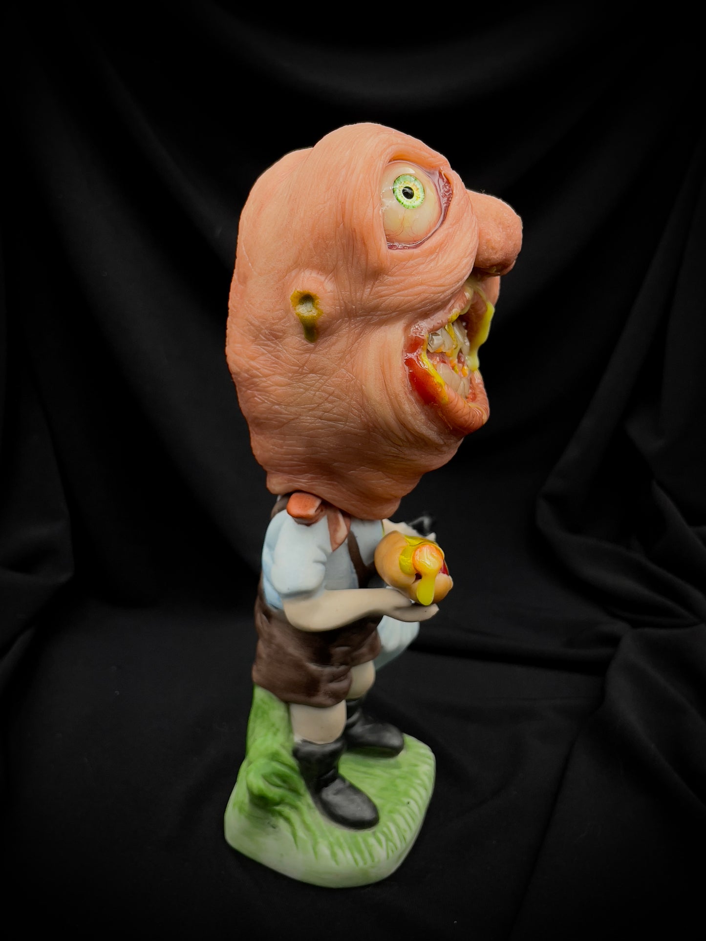 Salty’s WTFs - Hybrid- Fritz'n Dog