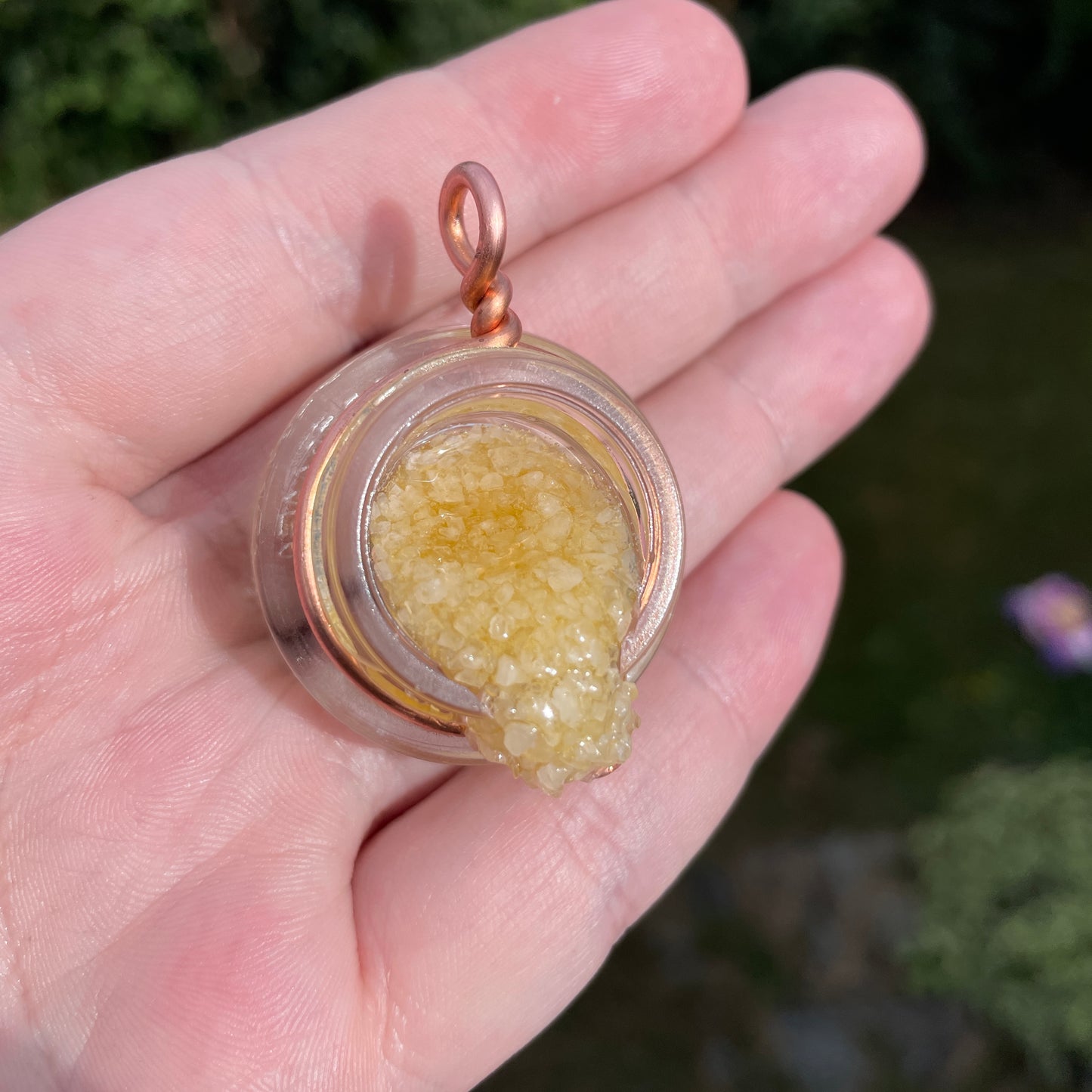 Salty’s Sea Salt Faux Dabs Pendant- Diamonds in yellow sauce - Small container